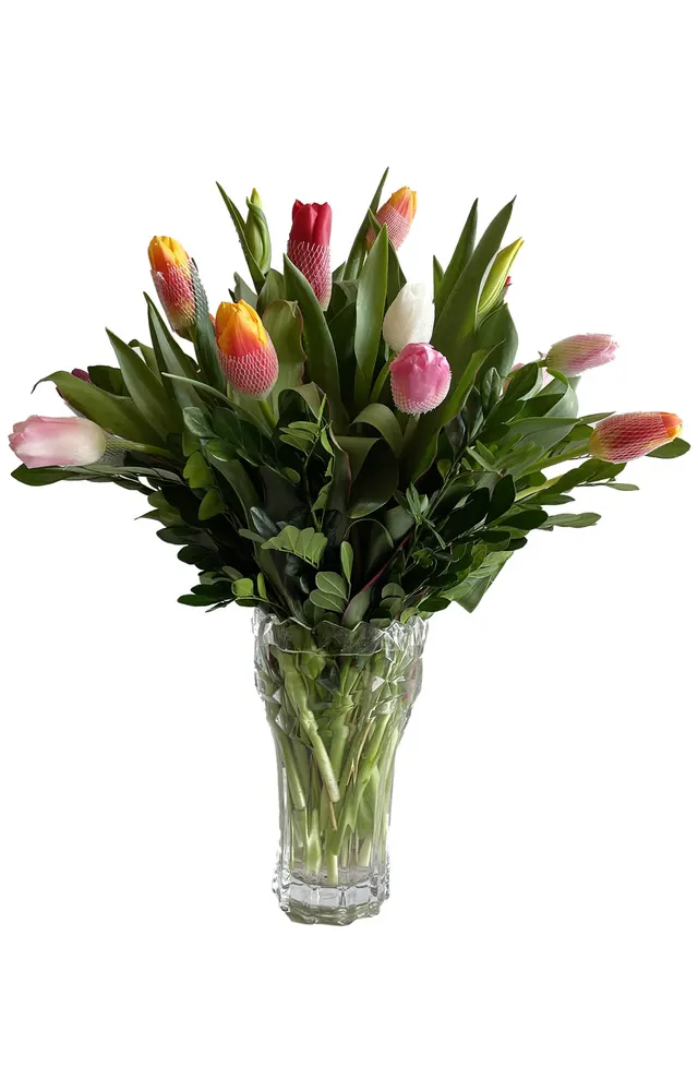 12 TULIPANES EN FLORERO