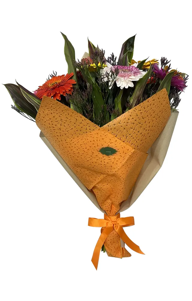 RAMO DE 12 GERBERAS